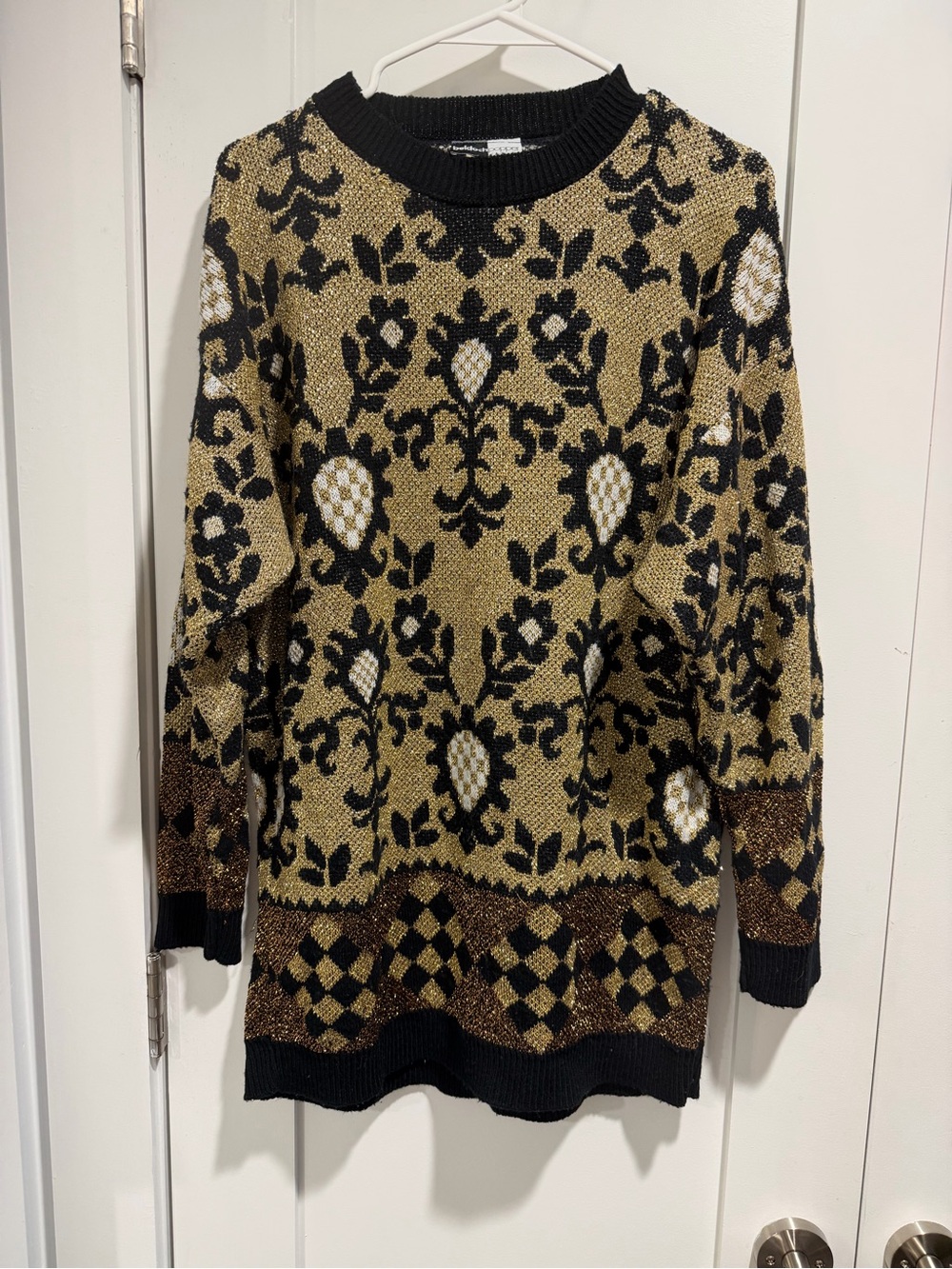 Vintage Metallic Vibes Floral Jacquard Crewneck Sweater Black Gold Made in USA